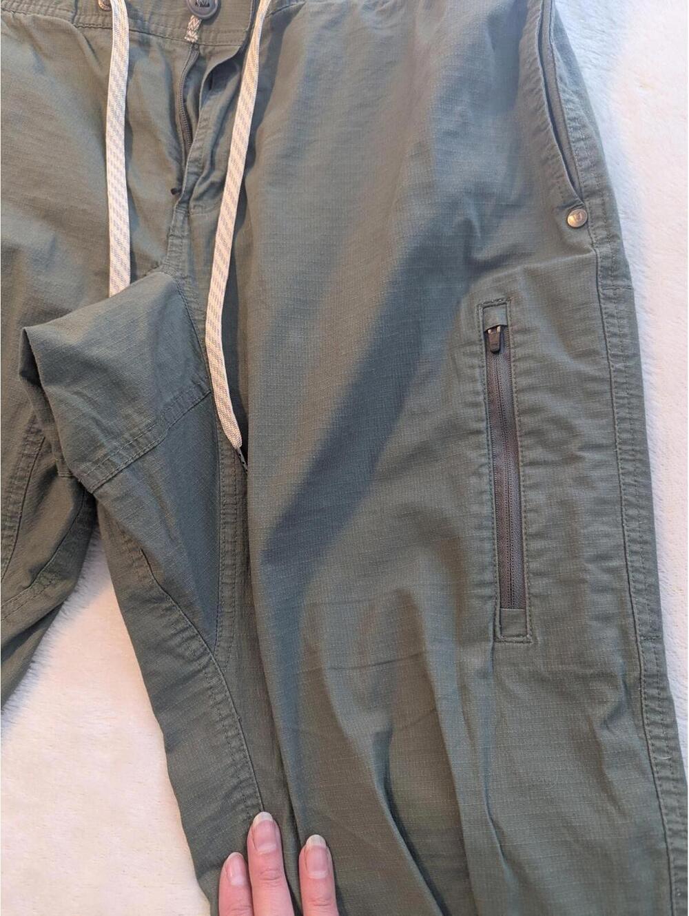 Vuori Drawstring Ripstop Pants Army Green - Picture 6 of 8